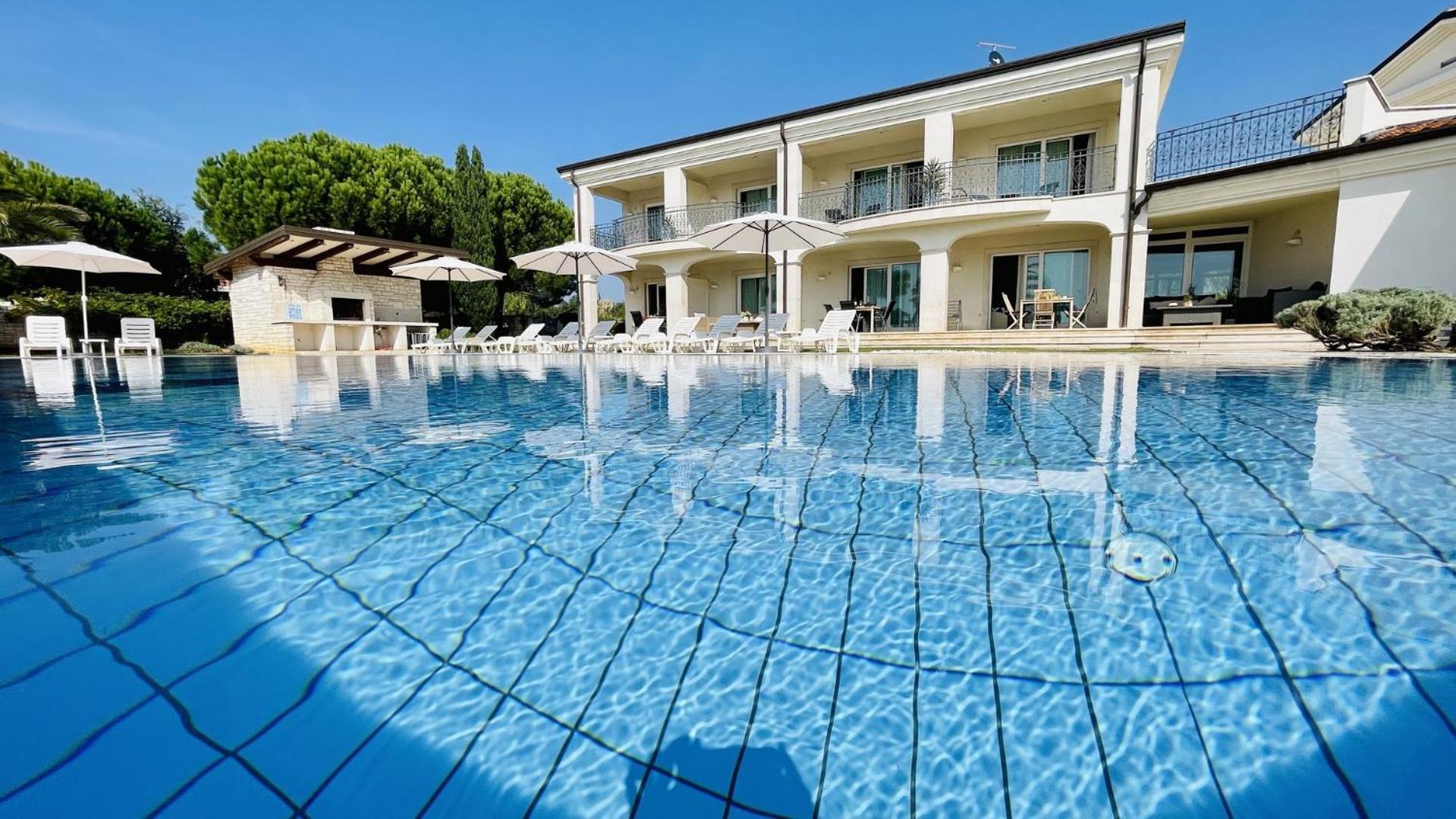 San Lorenzo Villas Residence โลเวร็ตชิกา ภายนอก รูปภาพ