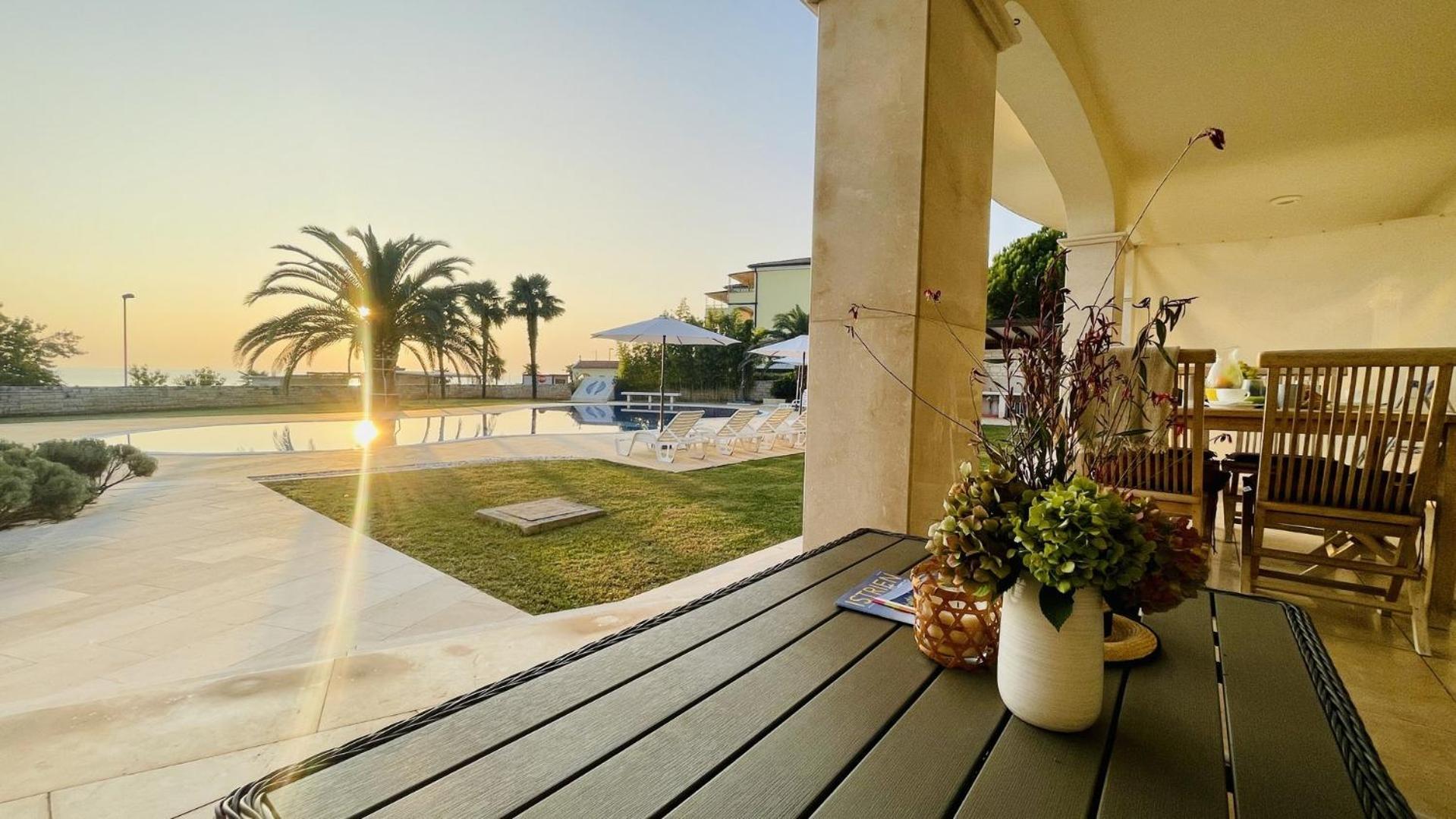 San Lorenzo Villas Residence โลเวร็ตชิกา ภายนอก รูปภาพ