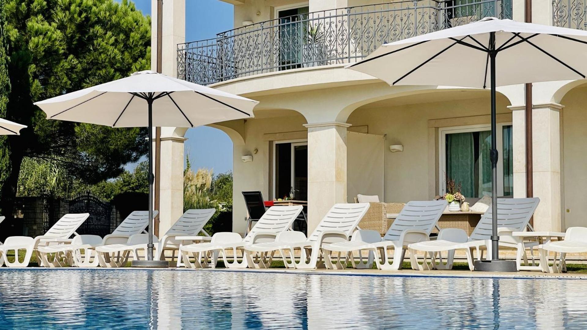 San Lorenzo Villas Residence โลเวร็ตชิกา ภายนอก รูปภาพ